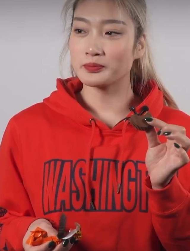 亚洲三级毛片