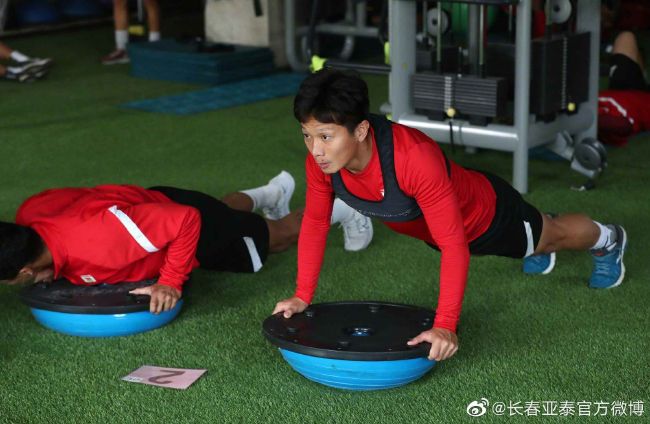 《顾浩明苏颜冰穿越小说》